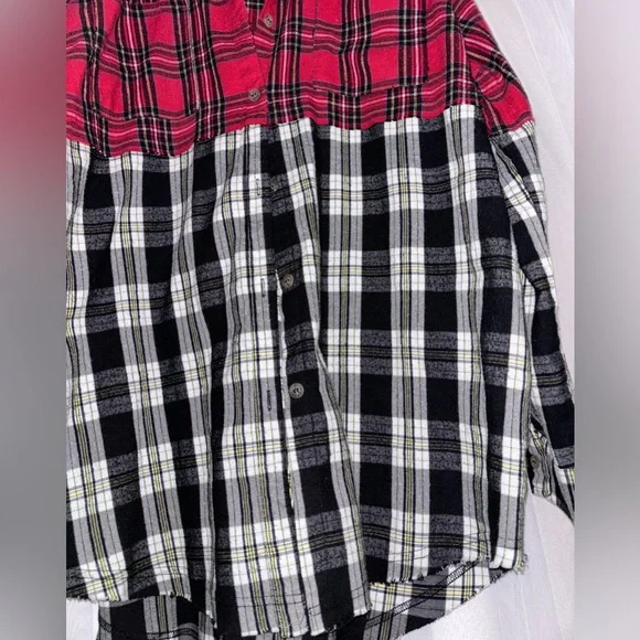 NWOT FLANNEL - Picture 3 of 7